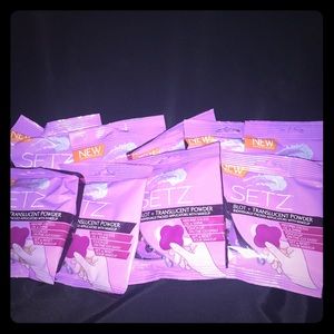 COPY - Setz translucent powder makeup on the go!